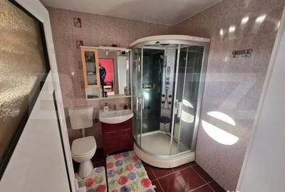Casă cu 8 camere cu Teren 750 Mp în Micești - 17