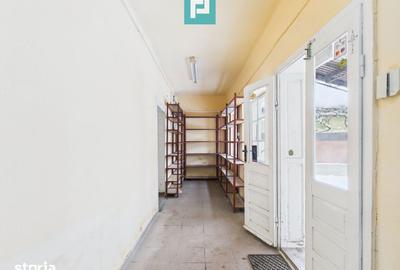 Spațiu comercial, de 110 mp, în Central - 1