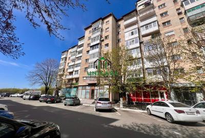 Apartament cu 4 camere decomandat în Ostroveni - 14