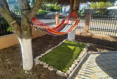 Pensiunea de vanzare Costinesti str.Meduzei , 14 camere - 9