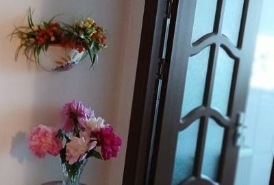 Apartament cu 3 camere semidecomandat în Central - 1