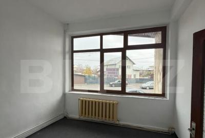 Spațiu comercial, de 9 mp, în Micro 3 - 1