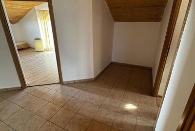 Casă individuală cu 8 camere cu Canalizare în Ultracentral - 10