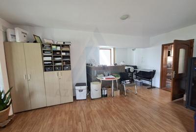 Birou, de 250 mp, în Șelimbăr - 13