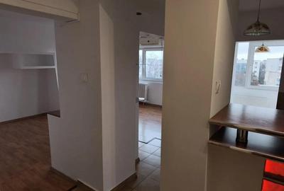 Apartament cu 2 camere decomandat în Mihai Bravu - 4