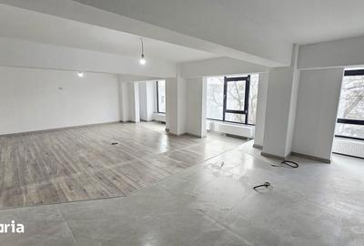 Apartament cu 4 camere decomandat în Central - 1