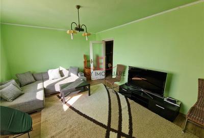 Apartament cu 3 camere decomandat în Dâmbu Pietros