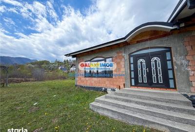 Casă cu 6 camere cu Teren 1077 Mp în Central - 11