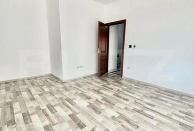 Casă cu 4 camere cu Teren 200 Mp în Freidorf