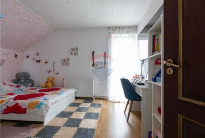 Casă cu 4 camere cu Teren 230 Mp în Măgura - 8