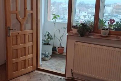 Apartament cu 2 camere decomandat în Preajba Mare - 7