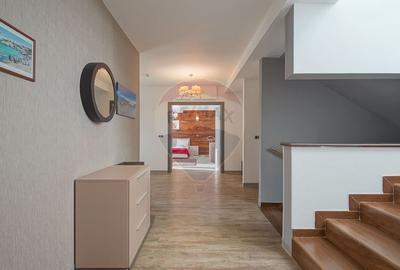 EXCLUSIVITATE IN POIANA BRASOV - PENTHOUSE IMPRESIONANT DE 268 MP - 27