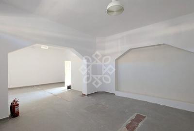 Casa cu vad comercial in Salonta - 9