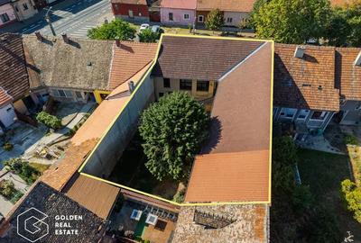 Casă cu 6 camere cu Teren 453 Mp în Central - 17