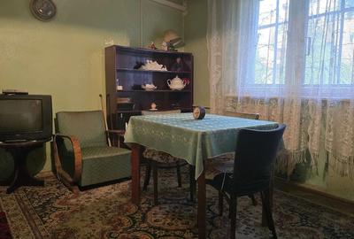Apartament cu 3 camere decomandat în Progresul - 19