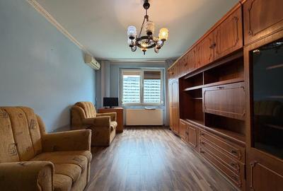 Apartament cu 2 camere decomandat în Titan