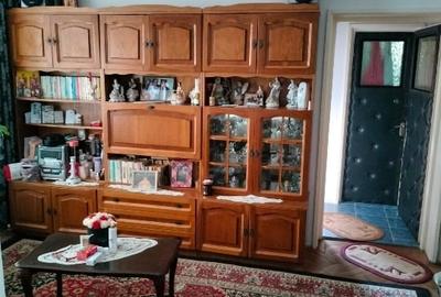 Casă individuală cu 3 camere cu Canalizare în Central - 2