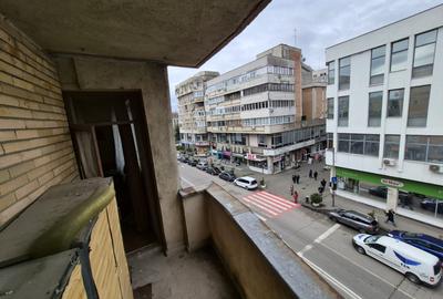 Apartament cu 2 camere decomandat în Central - 11