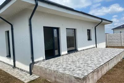 Casă cu 4 camere în Tărtășești - 10