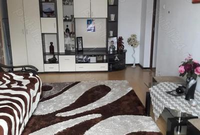 Apartament cu 2 camere decomandat în Central - 1