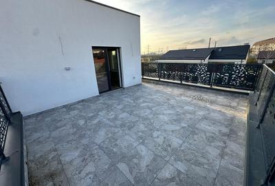 Casă cu 4 camere cu Teren 200 Mp în Central