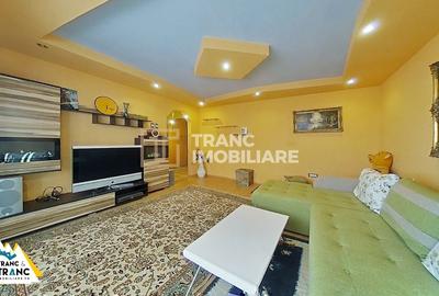 Apartament cu 3 camere decomandat, mobilat în Aurel Vlaicu