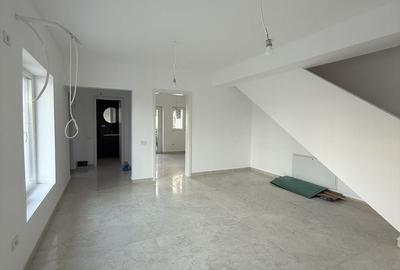 Duplex cu 5 camere cu Canalizare în 1 Decembrie 1918 - 13