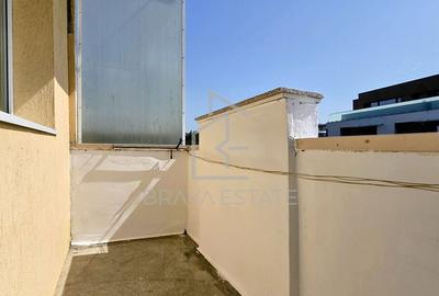 Apartament 3 camere, 2 bai, balcon, zona UMF - 9