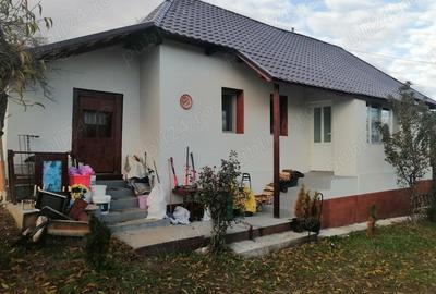 Casă cu 3 camere cu Teren 900 Mp în Central - 10