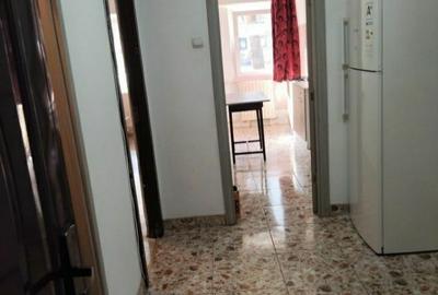 Garsonieră decomandată în 13 Septembrie