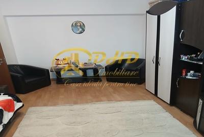 Apartament 2 camere decomandat Pacurari - 1