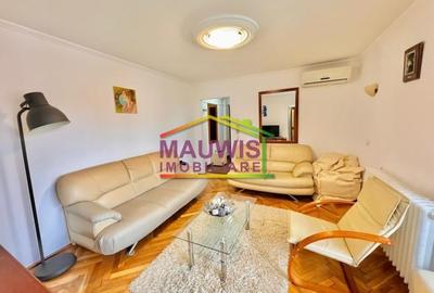 Vand apartament 2 camere in Piata Romana - 1