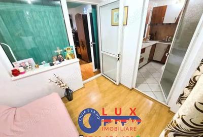 Apartament cu 2 camere semidecomandat, mobilat în Babadag - 1