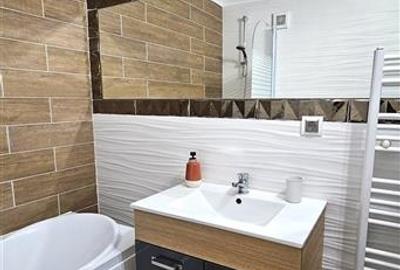 Apartament cu 3 camere semidecomandat, mobilat în Gruia - 14