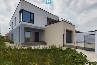 Complex Rezidențial de Lux pe Malul Bălții Corbeanca - 32 de Case - 1