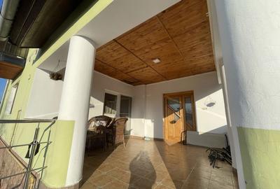 Casă cu 4 camere cu Teren 870 Mp în Central - 2