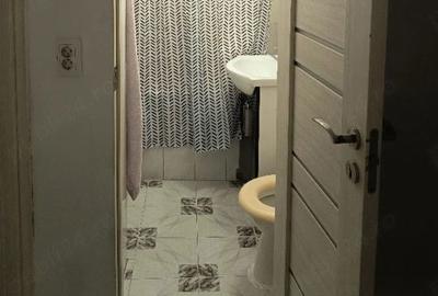 Apartament cu 2 camere decomandat în Teiul Doamnei - 4