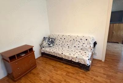 Apartament cu 3 camere semidecomandat în Orizont - 1