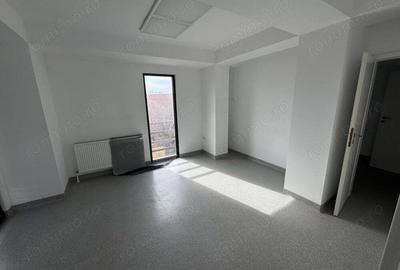 Spațiu comercial, de 220 mp, în Dumbrăvița - 2