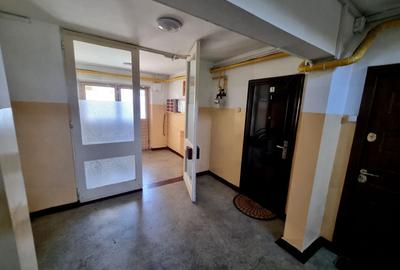Apartament cu 3 camere decomandat în Tomis Nord - 14