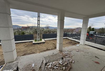 Casă cu 3 camere cu Teren 420 Mp în Central - 8