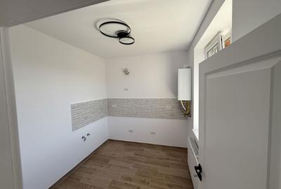 Apartament cu 2 camere decomandat în Petros - 4