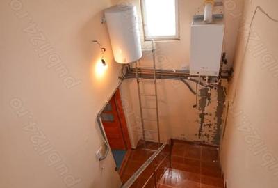 Casă cu 5 camere cu Teren 800 Mp în Clinceni - 9