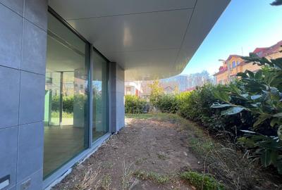 Apartament cu 5 camere decomandat în Floreasca