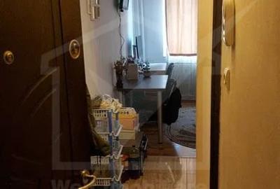 Garsoniera la etaj 1 in zona FSEGA