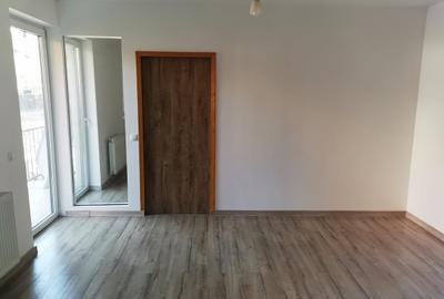 Apartament cu 2 camere decomandat în Central - 15