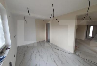 Casă cu 5 camere cu Teren 410 Mp în Urseni