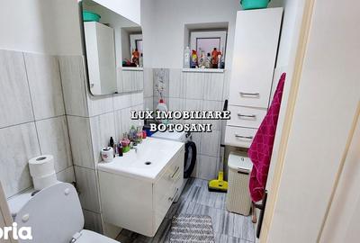 Apartament cu 3 camere decomandat în Central - 3