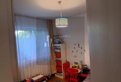 Apartament cu 3 camere semidecomandat în Drumul Taberei - 16