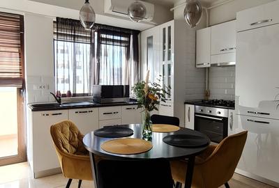 Apartament cu 3 camere decomandat în Central - 1